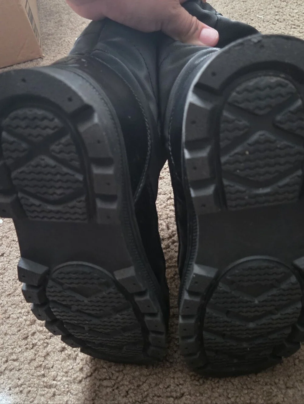 N/A insulated black